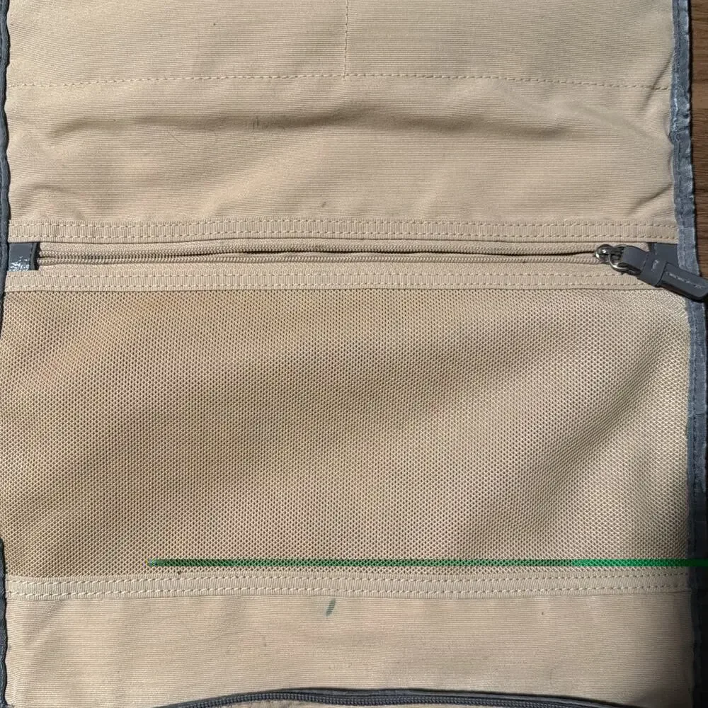Coach Signature Gray Nylon Hanging Fold-Up Cosmetics Travel Bag C Logo
